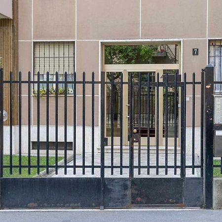 Milano City Apartments - Parking And Comfort - Spacious Apt Up To 8 Pax Eksteriør bilde