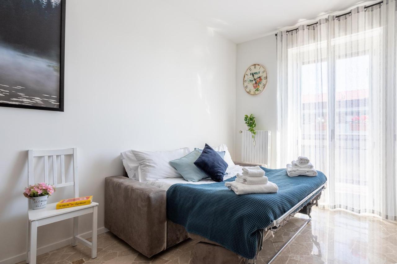 Milano City Apartments - Parking And Comfort - Spacious Apt Up To 8 Pax Eksteriør bilde