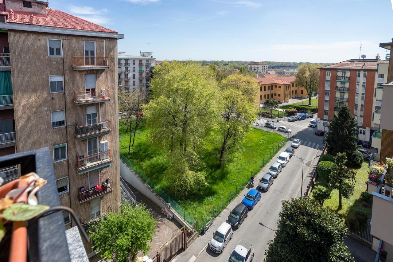 Milano City Apartments - Parking And Comfort - Spacious Apt Up To 8 Pax Eksteriør bilde
