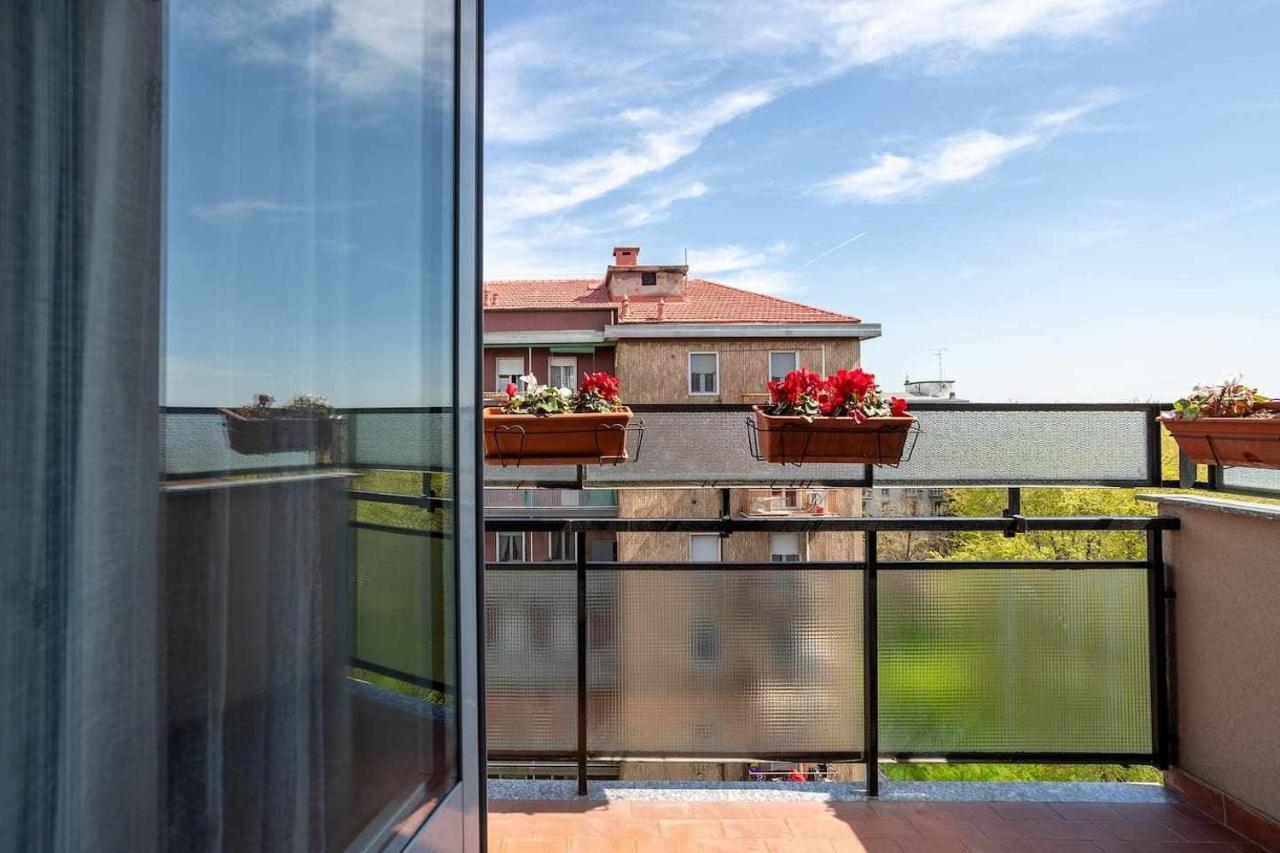 Milano City Apartments - Parking And Comfort - Spacious Apt Up To 8 Pax Eksteriør bilde