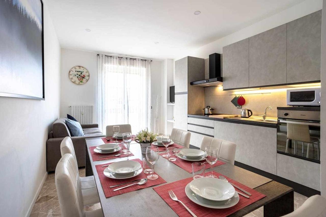 Milano City Apartments - Parking And Comfort - Spacious Apt Up To 8 Pax Eksteriør bilde