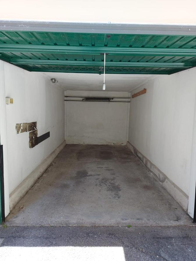 Milano City Apartments - Parking And Comfort - Spacious Apt Up To 8 Pax Eksteriør bilde